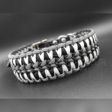 Halsband Helmy´s First, Modell "Black&White" Gr. 37 (verstellbar + 4cm)